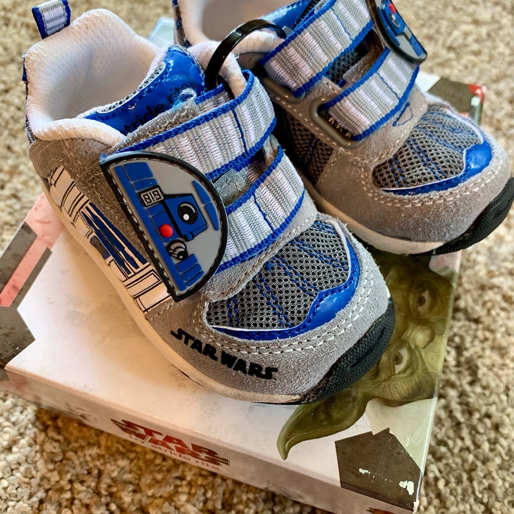NWOT - Stride Rite Kids Shoes - Star Wars, 4w